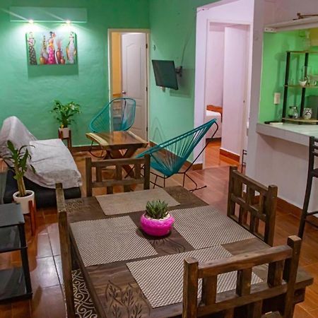 Siga'S House Cancun Centro Екстер'єр фото